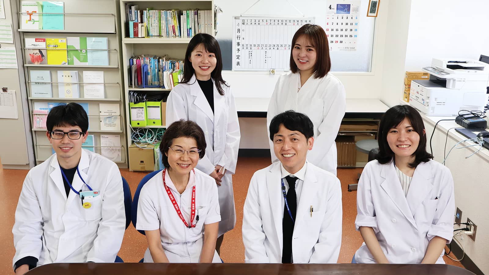医局員の集合写真